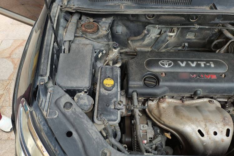 Used Toyota RAV4 2010 2.0L Automatic Deluxe Upgrade Edition Engine Bay Right
