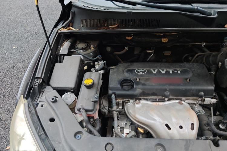 Used Toyota RAV4 2010 2.4L Automatic Deluxe Upgrade Edition Engine Bay Right