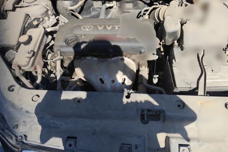 Used Toyota RAV4 2010 2.4L Automatic Deluxe Upgrade Edition Engine Bay