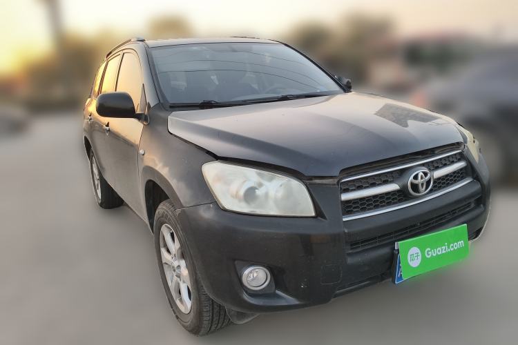 Used Toyota RAV4 2010 2.0L Manual Deluxe Upgrade Exterior 2