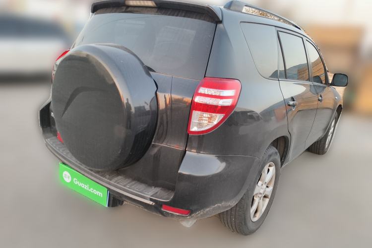 Used Toyota RAV4 2010 2.0L Manual Deluxe Upgrade Exterior 5
