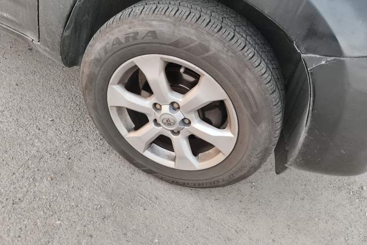 Used Toyota RAV4 2010 2.0L Manual Deluxe Upgrade Exterior 7