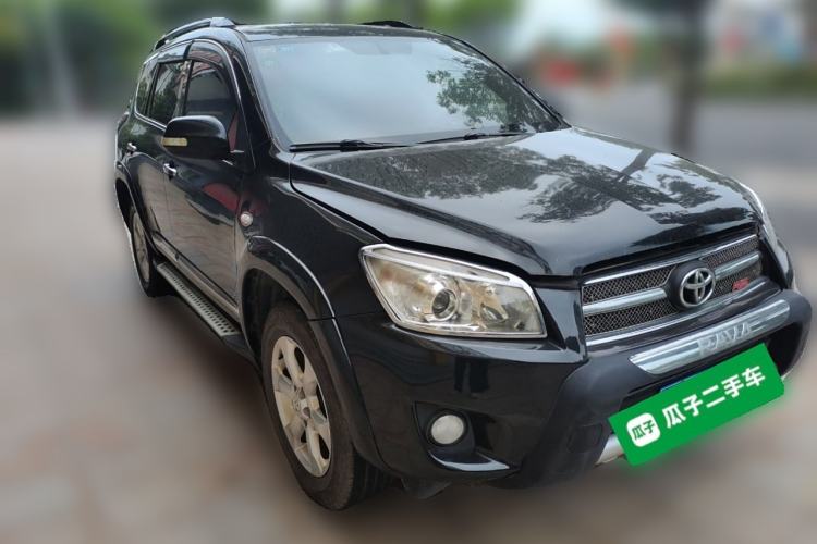 Used Toyota RAV4 2010 2.0L Automatic Deluxe Upgrade Edition Front Right 45 Deg
