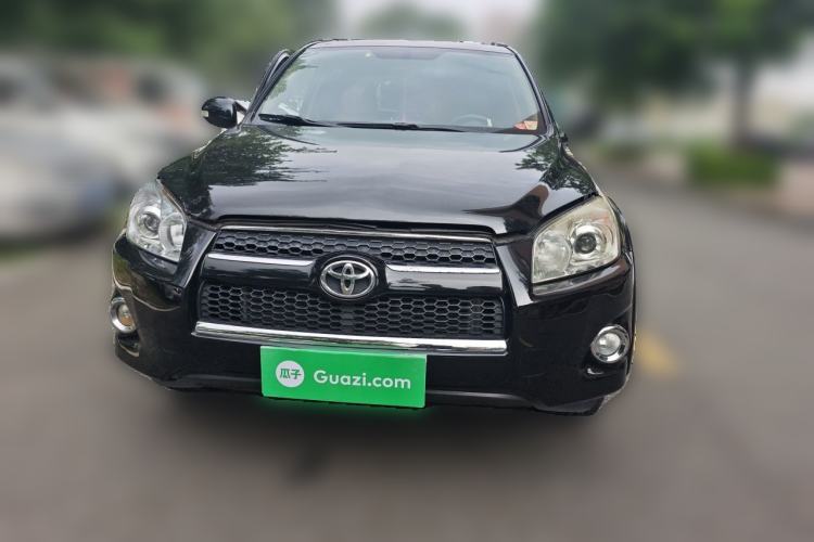 Used Toyota RAV4 2010 2.4L Automatic Deluxe Upgrade Edition Front