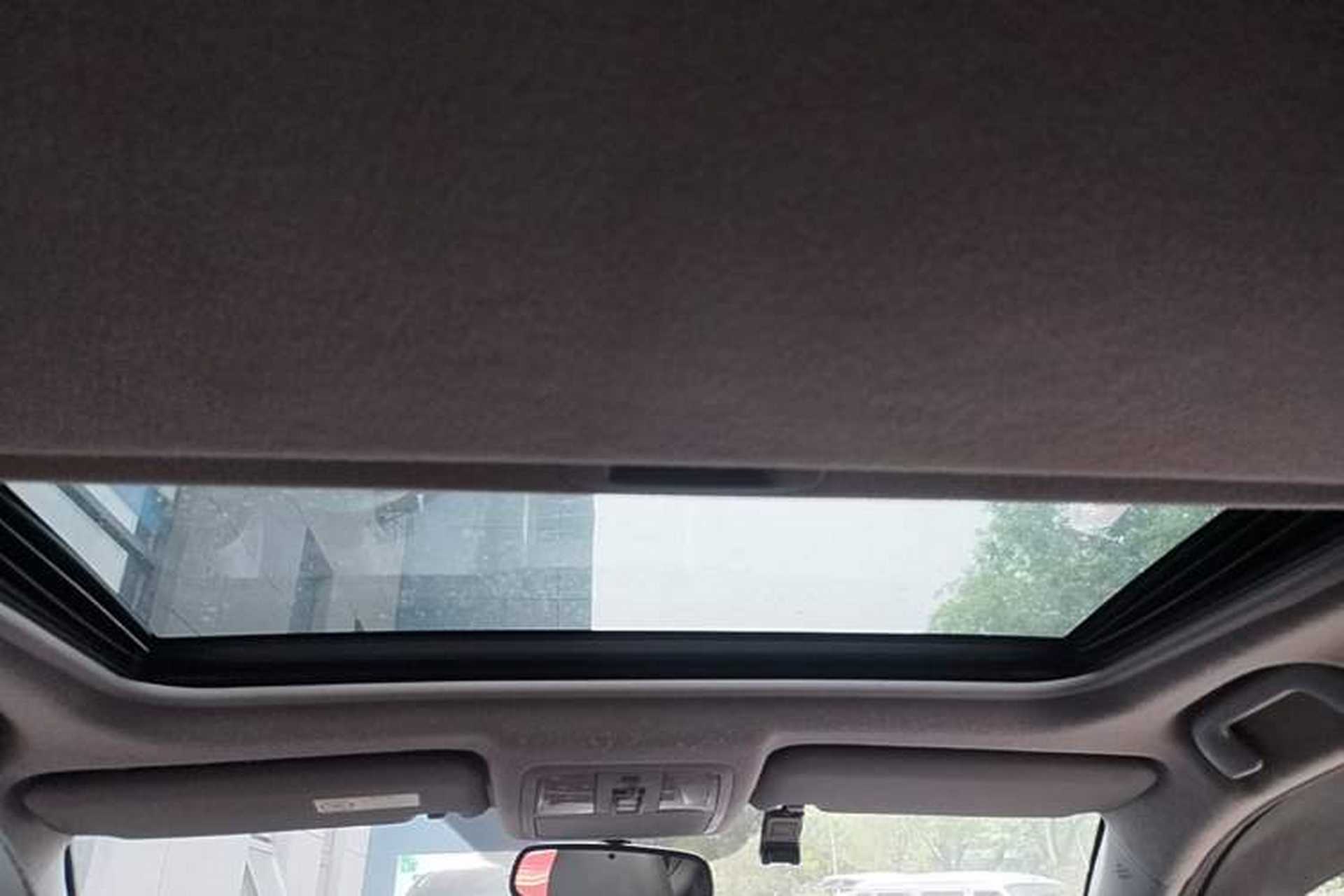 Used Toyota RAV4 2010 2.4L Automatic Deluxe Upgrade Edition Headliner