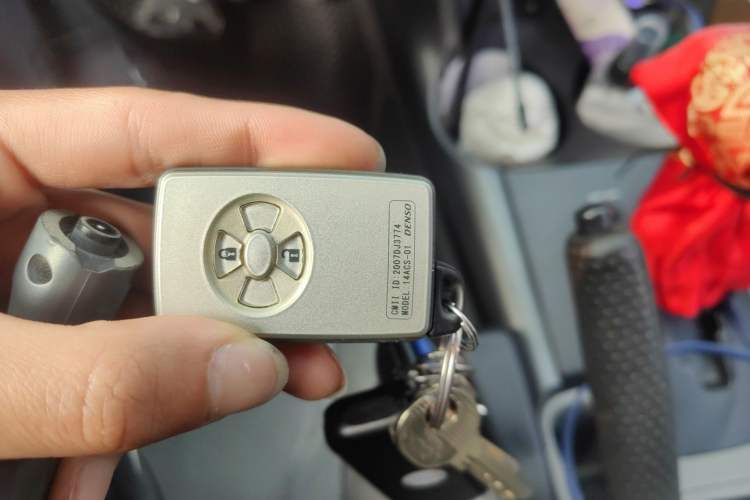 Used Toyota RAV4 2010 2.4L Automatic Deluxe Upgrade Edition Interior 1
