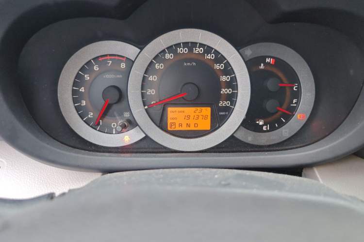 Used Toyota RAV4 2010 2.4L Automatic Deluxe Upgrade Edition Odometer Close Up