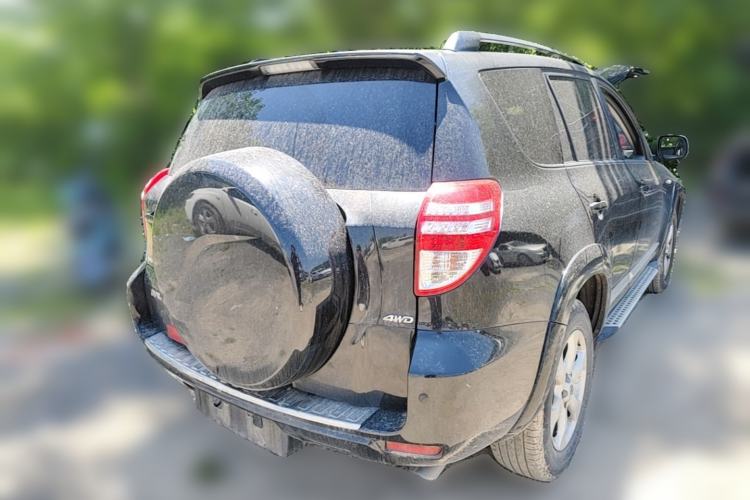 Used Toyota RAV4 2010 2.4L Automatic Deluxe Upgrade Edition Rear Right 45 Deg
