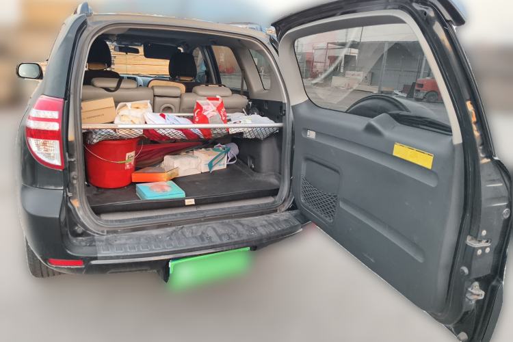 Used Toyota RAV4 2010 2.0L Manual Deluxe Upgrade Trunk