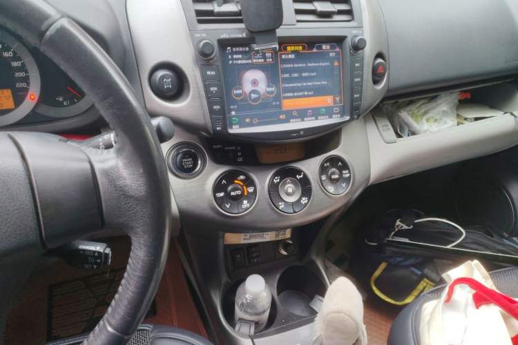 Used Toyota RAV4 2010 2.4L Automatic Deluxe Upgrade Edition Audio And AC Panel
