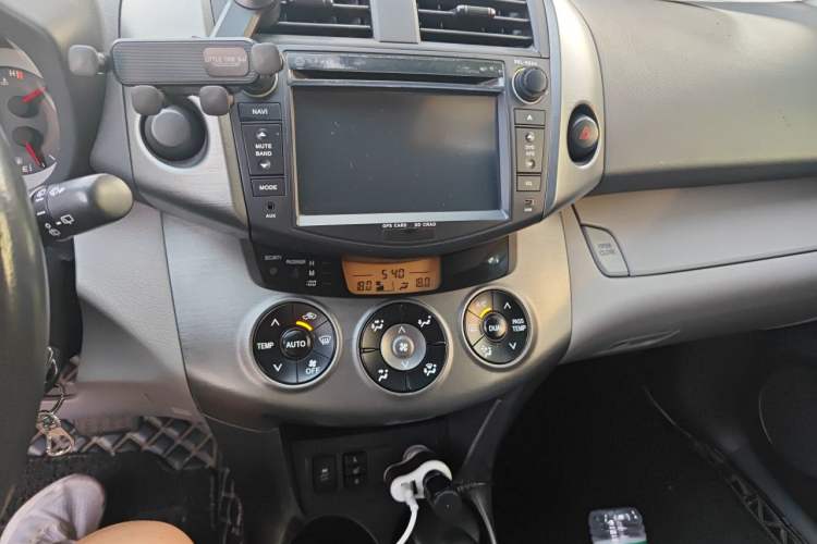 Used Toyota RAV4 2010 2.0L Automatic Deluxe Upgrade Edition Audio And AC Panel