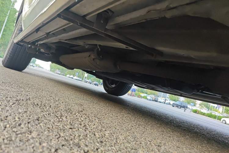 Used Toyota RAV4 2010 2.0L Automatic Deluxe Upgrade Edition Chassis Front Right