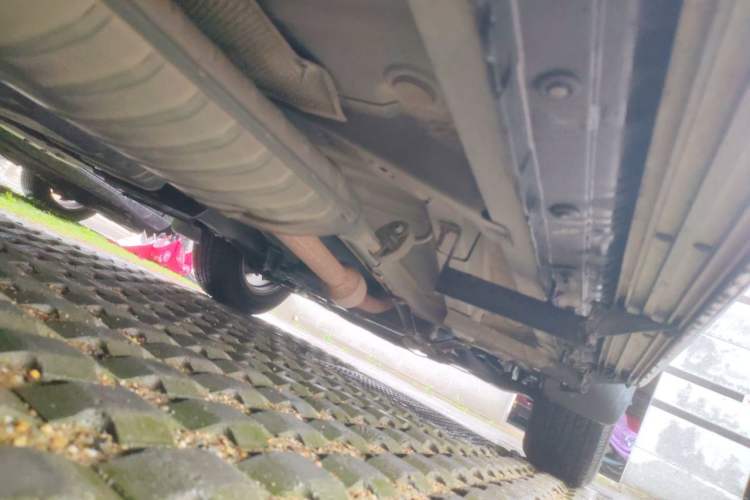 Used Toyota RAV4 2010 2.4L Automatic Deluxe Upgrade Edition Chassis Rear Right