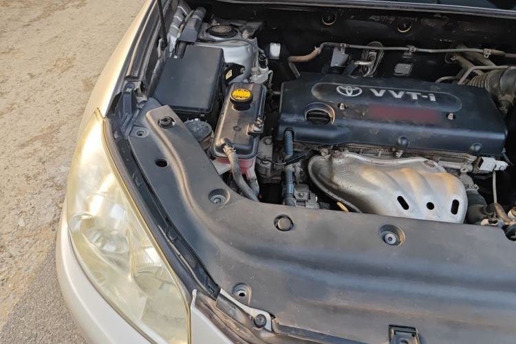 Used Toyota RAV4 2010 2.0L Automatic Deluxe Upgrade Edition Engine Bay Right