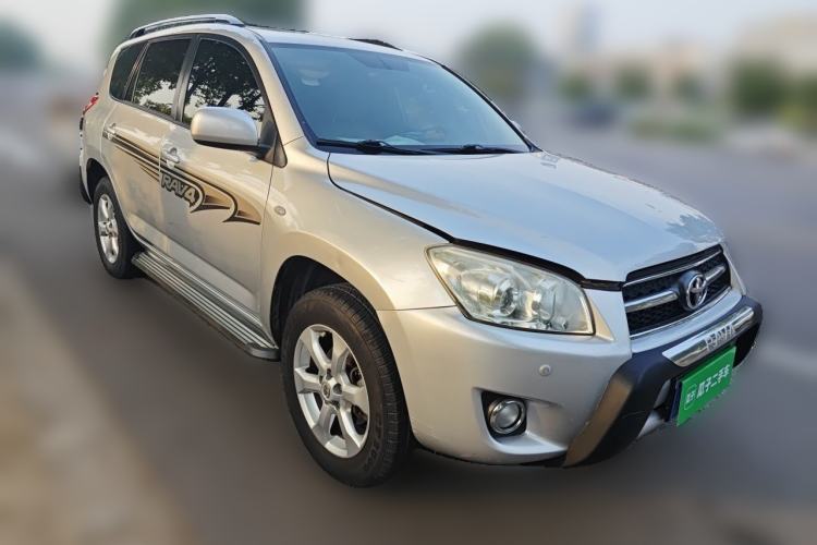 Used Toyota RAV4 2010 2.0L Automatic Deluxe Upgrade Edition Front Right 45 Deg