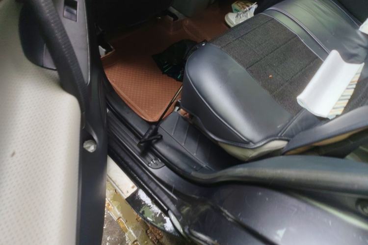 Used Toyota RAV4 2010 2.4L Automatic Deluxe Upgrade Edition Left Rear Seat