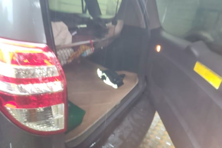 Used Toyota RAV4 2010 2.4L Automatic Deluxe Upgrade Edition Trunk