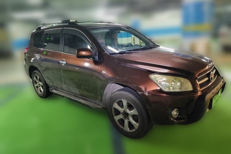 Used Toyota RAV4 2010 2.0L Automatic Deluxe Upgrade Edition Front Right 45 Deg