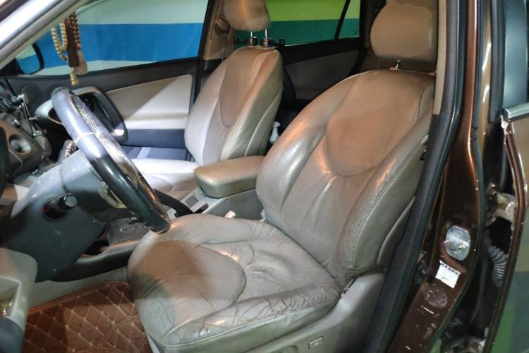 Used Toyota RAV4 2010 2.0L Automatic Deluxe Upgrade Edition Left Front Seat