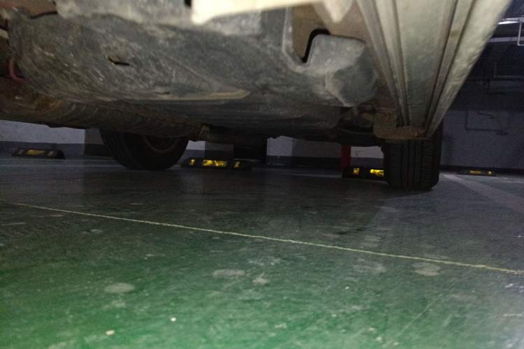 Used Toyota RAV4 2010 2.0L Automatic Deluxe Upgrade Edition Chassis Front Left
