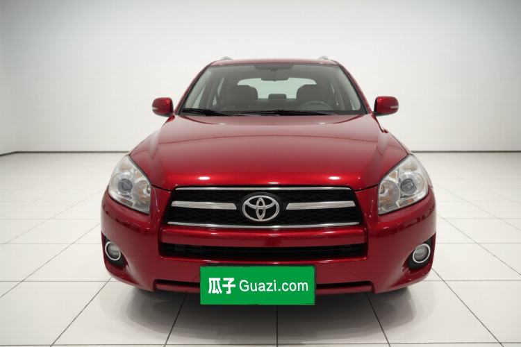 Used Toyota RAV4 2010 2.4L Automatic Deluxe Upgrade Edition Exterior 1