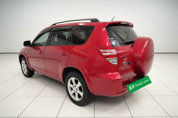 Used Toyota RAV4 2010 2.4L Automatic Deluxe Upgrade Edition Exterior 3