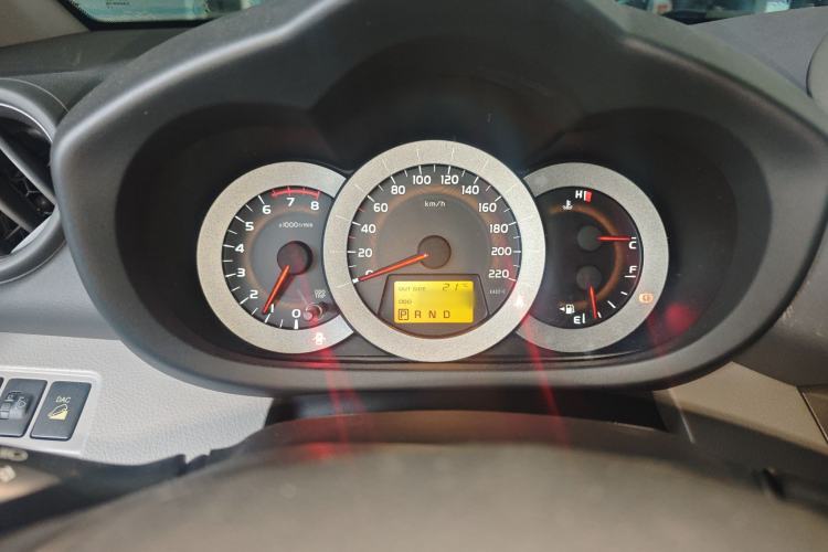 Used Toyota RAV4 2010 2.4L Automatic Deluxe Upgrade Edition Instrument Cluster