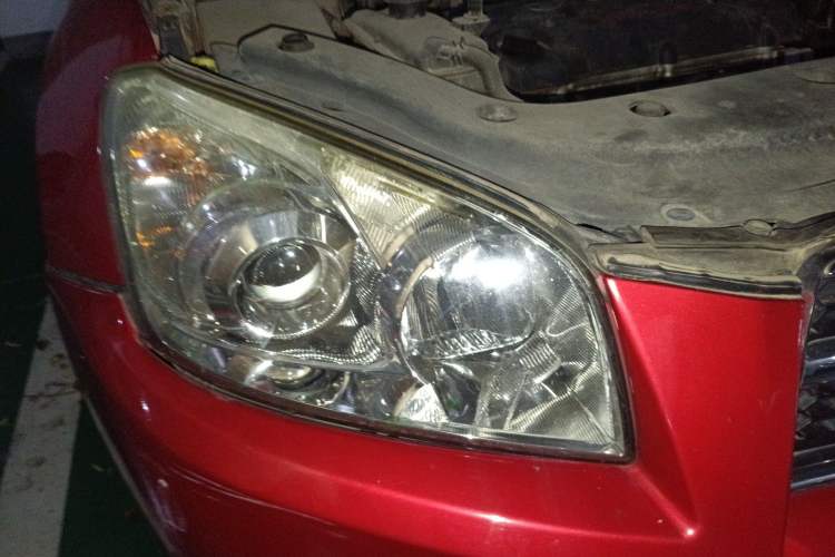 Used Toyota RAV4 2010 2.0L Automatic Deluxe Upgrade Edition Right Front Headlight