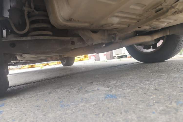Used Toyota RAV4 2010 2.0L Automatic Deluxe Upgrade Edition Chassis Front Right