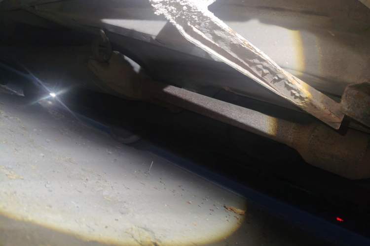 Used Toyota RAV4 2010 2.4L Automatic Deluxe Upgrade Edition Chassis Front Right