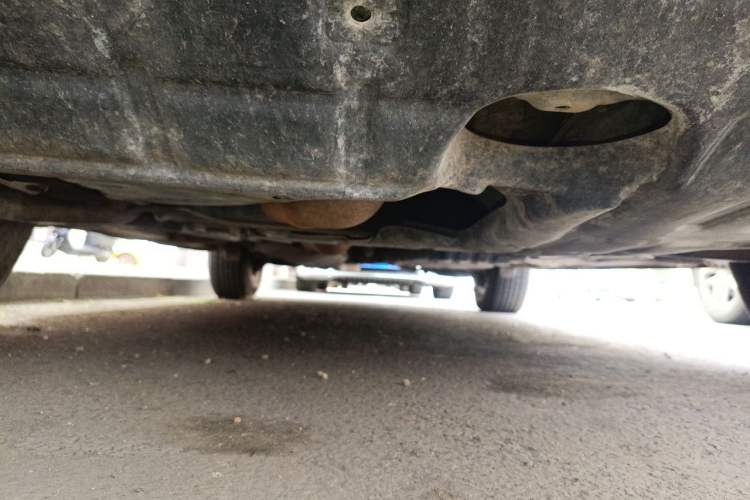 Used Toyota RAV4 2010 2.4L Automatic Deluxe Upgrade Edition Chassis Front