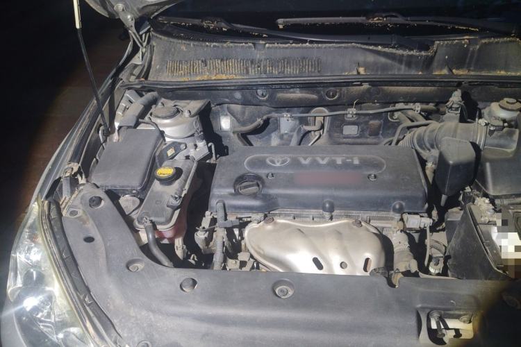 Used Toyota RAV4 2010 2.4L Automatic Deluxe Upgrade Edition Engine Bay Right