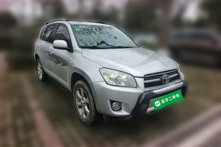 Used Toyota RAV4 2010 2.0L Automatic Deluxe Upgrade Edition Front Right 45 Deg