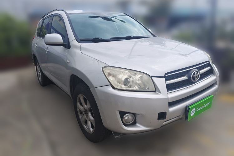 Used Toyota RAV4 2010 2.0L Automatic Deluxe Upgrade Edition Front Right 45 Deg