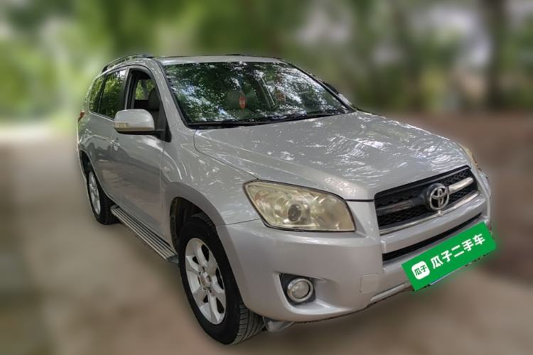 Used Toyota RAV4 2010 2.0L Automatic Deluxe Upgrade Edition Front Right 45 Deg