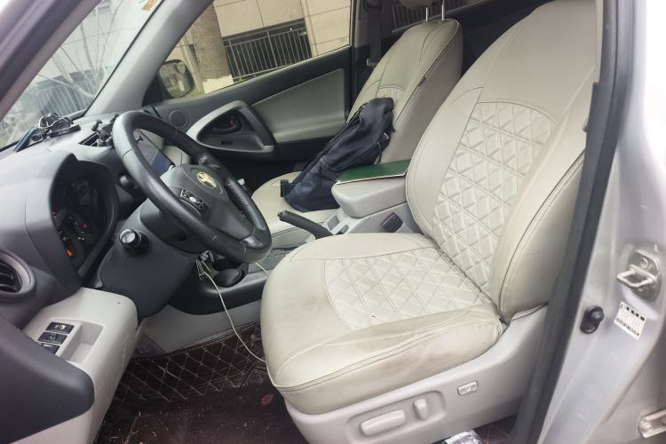Used Toyota RAV4 2010 2.0L Automatic Deluxe Upgrade Edition Left Front Seat