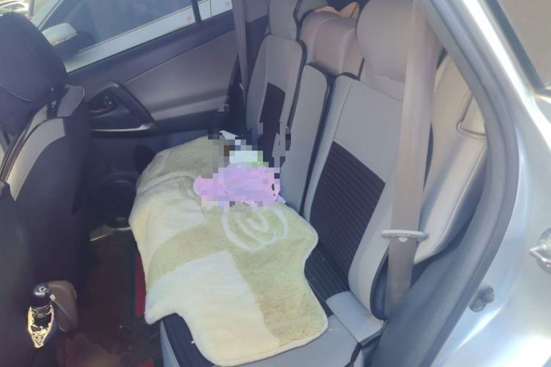 Used Toyota RAV4 2010 2.0L Manual Deluxe Upgrade Left Rear Seat