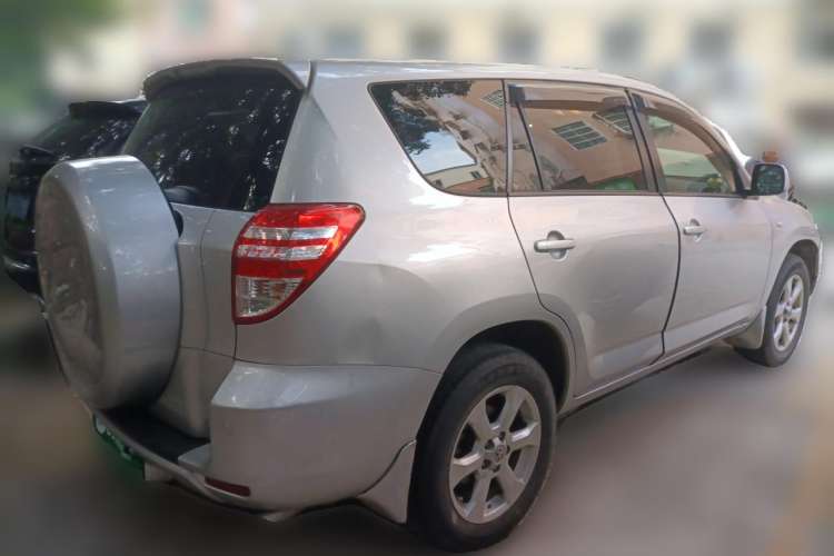 Used Toyota RAV4 2010 2.0L Automatic Deluxe Upgrade Edition Rear Right 45 Deg