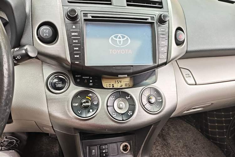 Used Toyota RAV4 2010 2.4L Automatic Deluxe Upgrade Edition Audio And AC Panel
