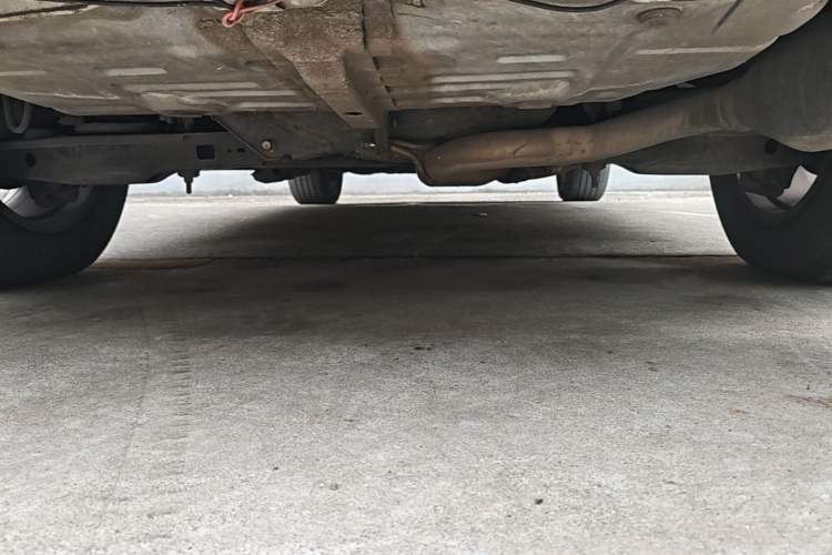 Used Toyota RAV4 2010 2.4L Automatic Deluxe Upgrade Edition Chassis Rear