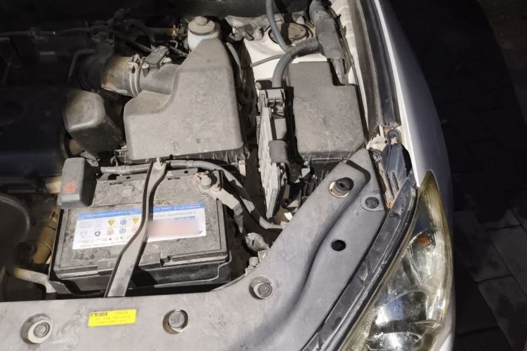 Used Toyota RAV4 2010 2.0L Manual Deluxe Upgrade Engine Bay Left