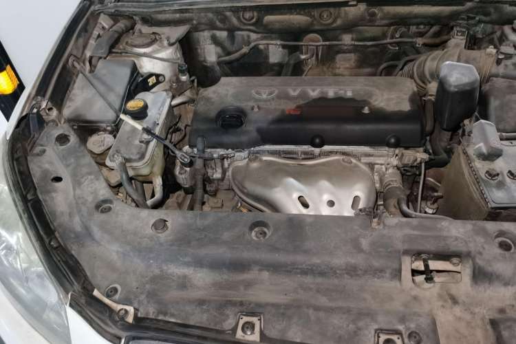 Used Toyota RAV4 2010 2.4L Automatic Deluxe Upgrade Edition Engine Bay Right