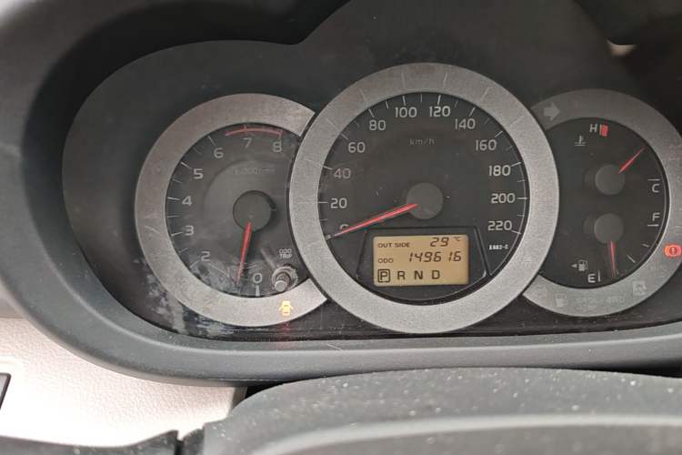 Used Toyota RAV4 2010 2.4L Automatic Deluxe Upgrade Edition Instrument Cluster