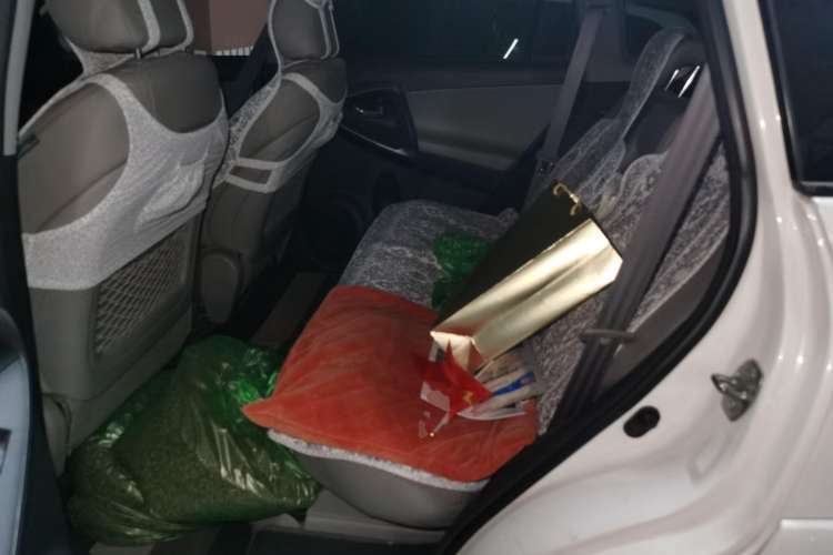 Used Toyota RAV4 2010 2.4L Automatic Deluxe Upgrade Edition Left Rear Seat