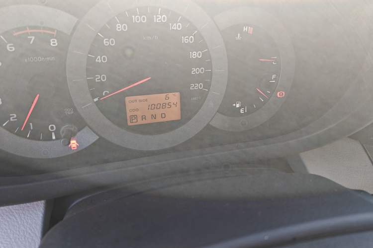 Used Toyota RAV4 2010 2.0L Automatic Deluxe Upgrade Edition Odometer Close Up