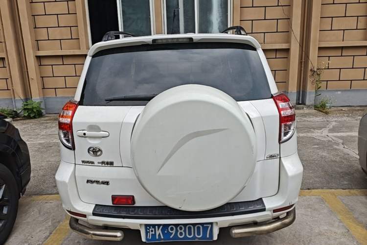 Used Toyota RAV4 2010 2.4L Automatic Deluxe Upgrade Edition Rear
