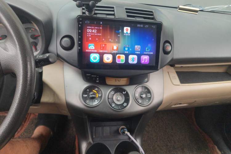 Used Toyota RAV4 2011 2.0L Automatic Classic Edition Audio And AC Panel