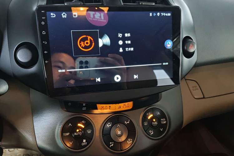 Used Toyota RAV4 2011 2.0L Automatic Classic Edition Audio And AC Panel