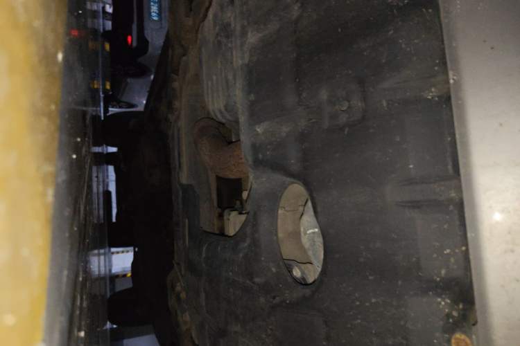 Used Toyota RAV4 2011 2.0L Automatic Luxury Edition Chassis Front