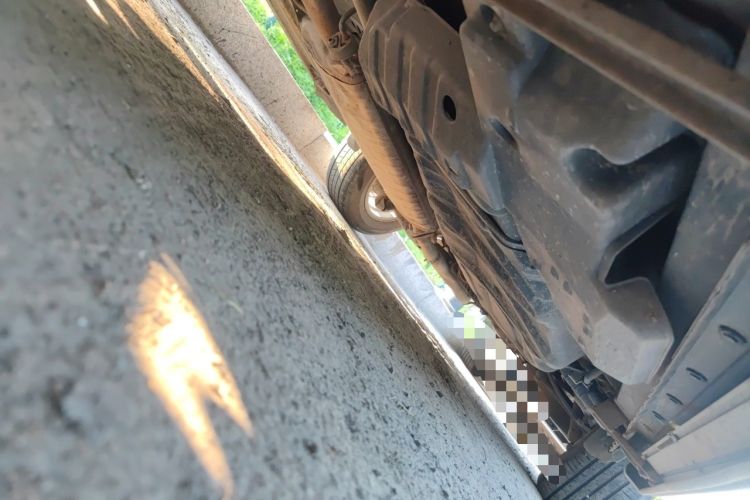 Used Toyota RAV4 2011 2.0L Automatic 4x4 Edition Chassis Front Left